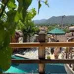 Exclusive Stone Villa,private Garden And Pool *