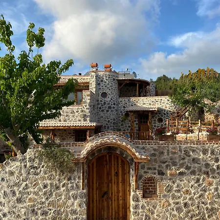 Exclusive Stone Villa,private Garden And Pool 别墅 Kayakoy