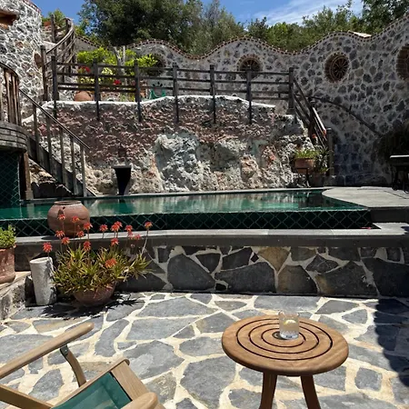 Βίλα Luxury Stone With Salt Water Pool And Jacuzzi *