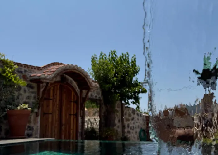 Luxury Stone With Salt Water Pool And Jacuzzi Vila *